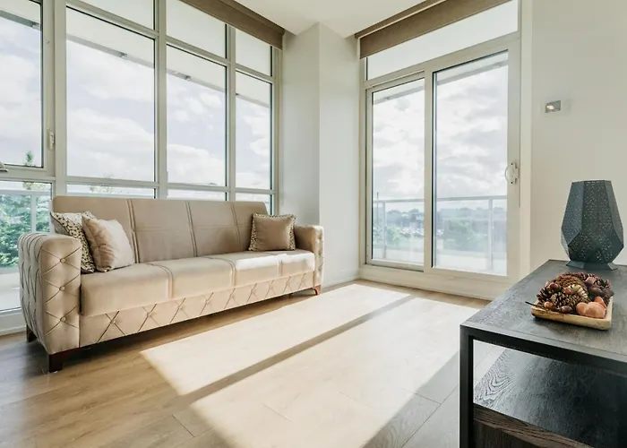 Cozy & Contemporary Suite - Easy Access To Everything